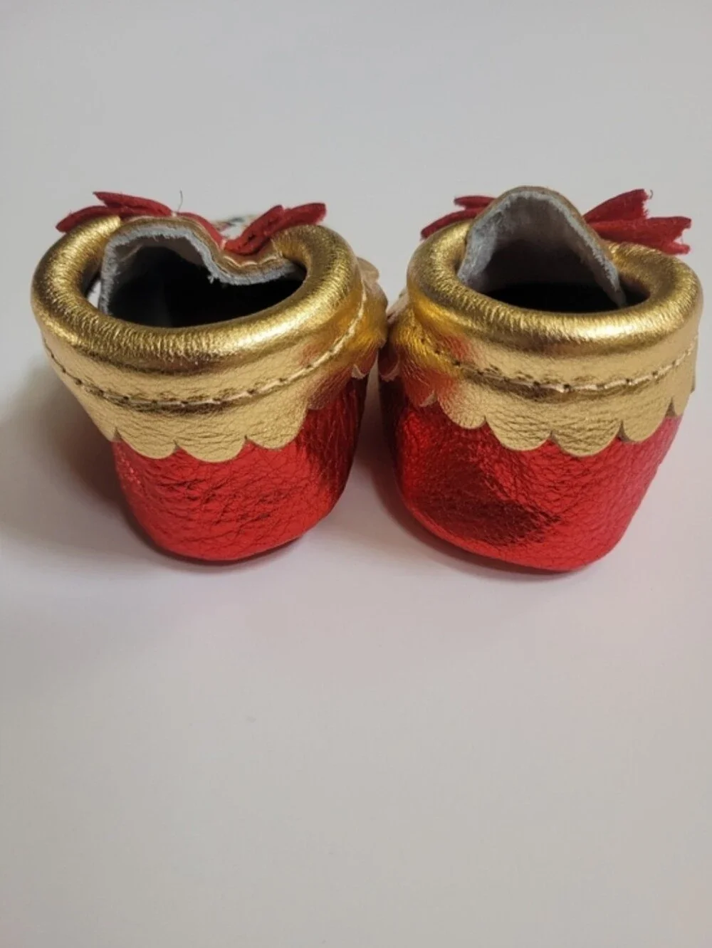Freshly Picked Disney Baby Red Gold MULAN Bow Moccasin Sz 3 Infant Shoes